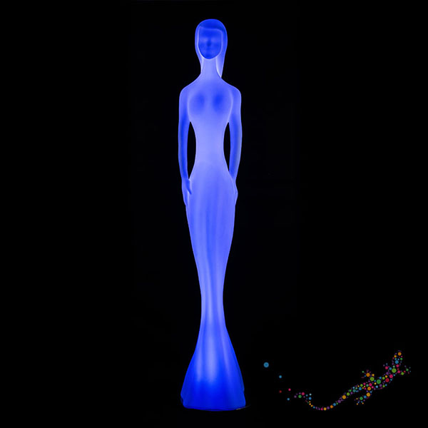 10_moebel_statue_01
