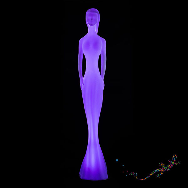 10_moebel_statue_02